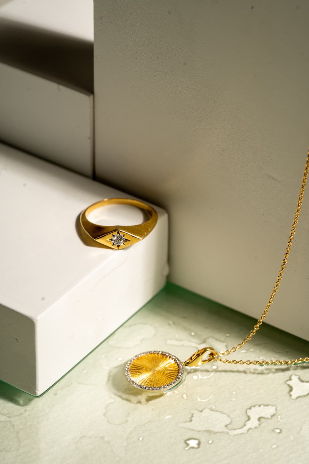 Aahira Diamonds — Elegance Across Time 1